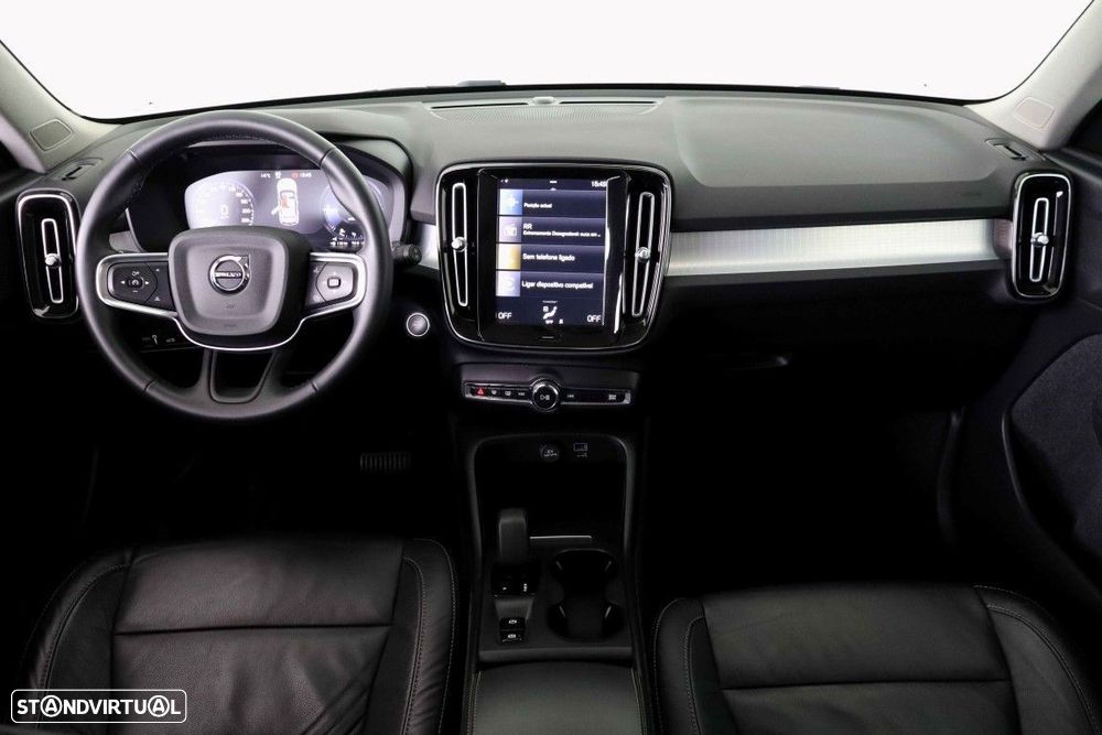 Volvo XC 40 - 25