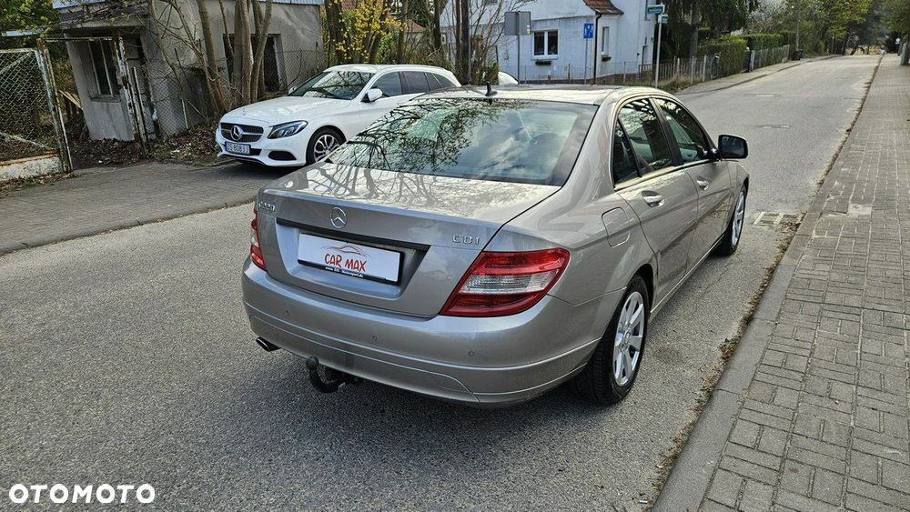 Mercedes-Benz Klasa C 220 CDI Classic - 9