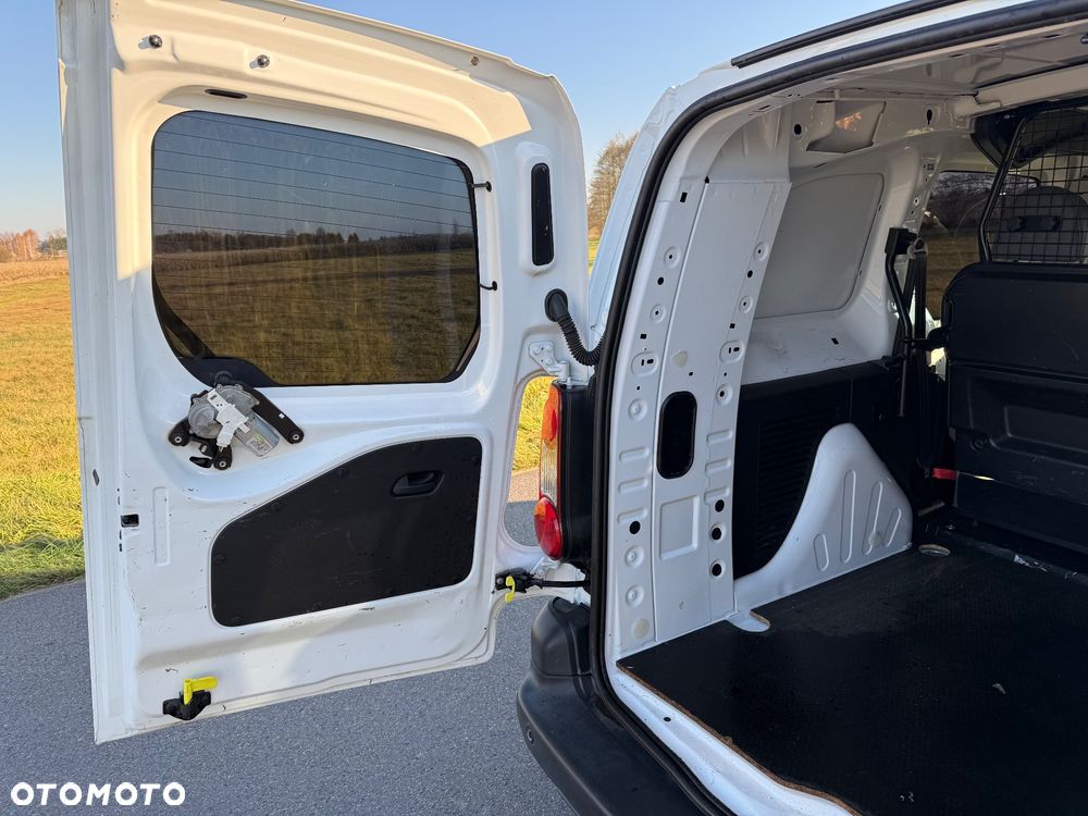 Peugeot Partner osobowy - 13