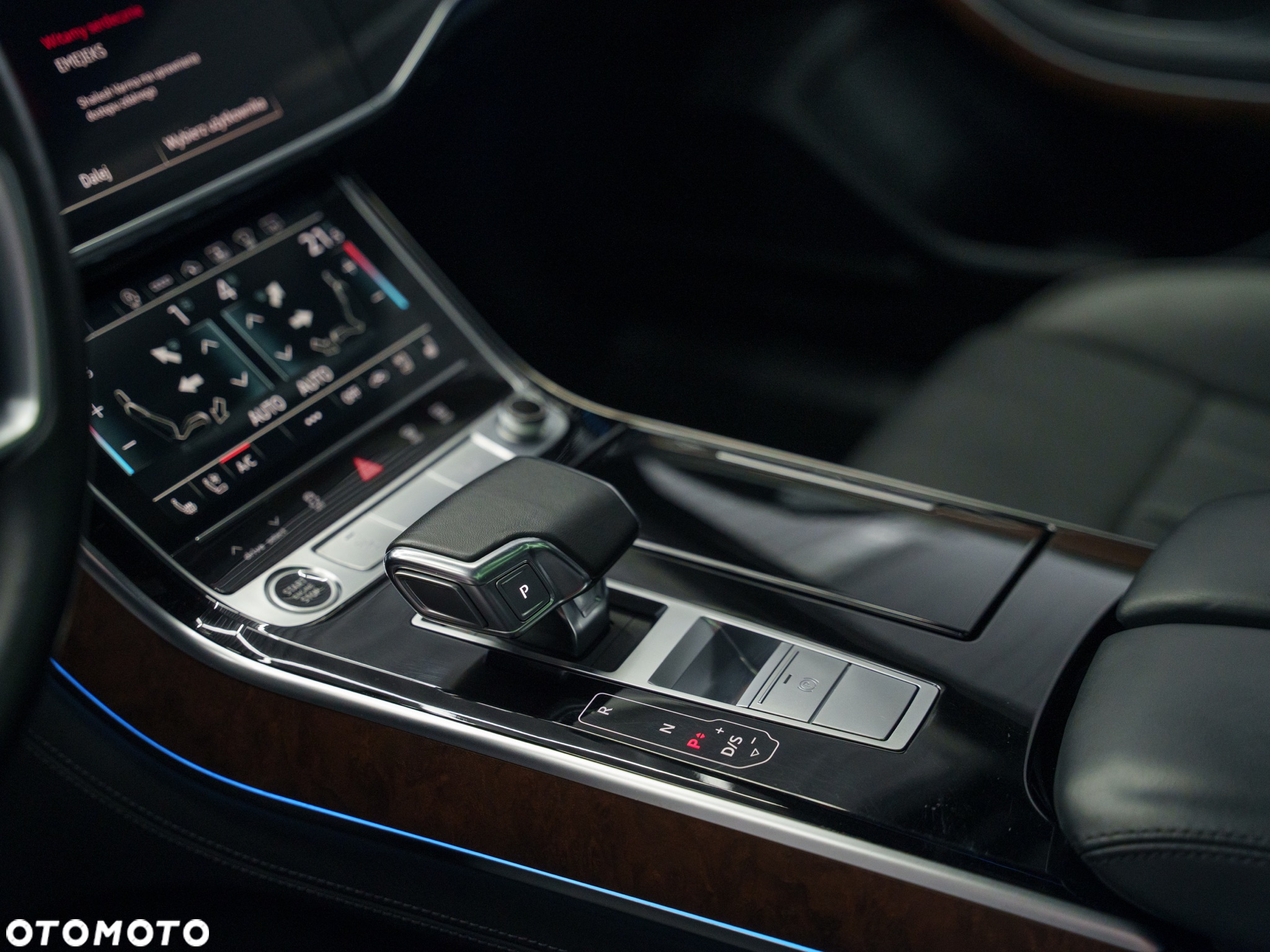 Audi A8 L 55 TFSI quattro tiptronic - 34