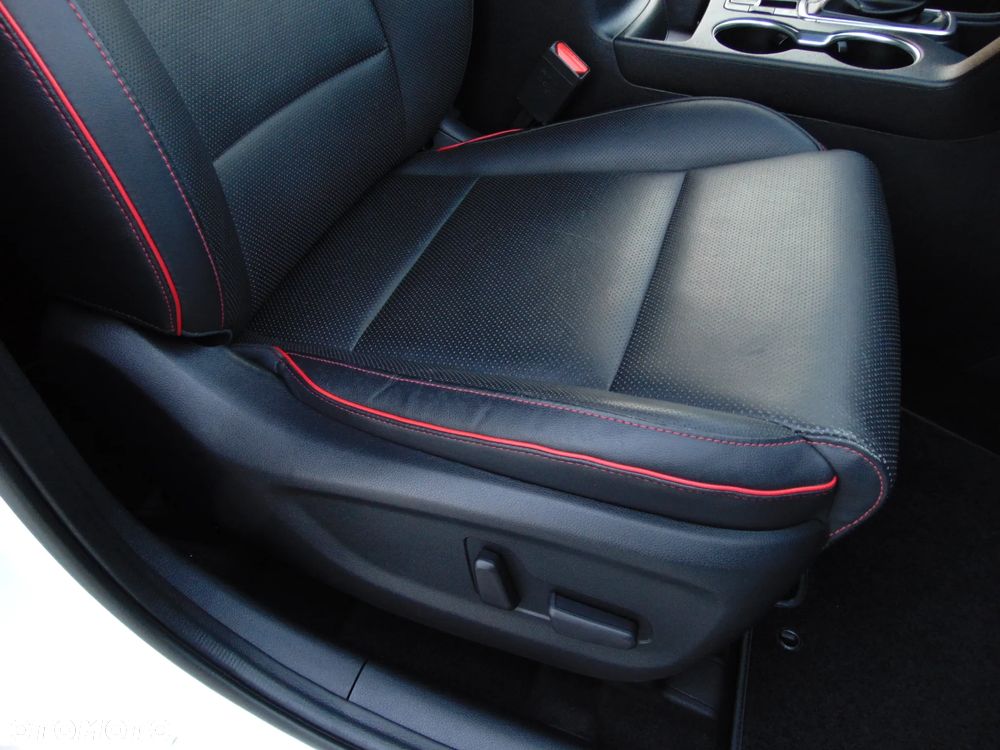 Kia Sportage 1.6 T-GDI AWD DCT GT LINE - 22