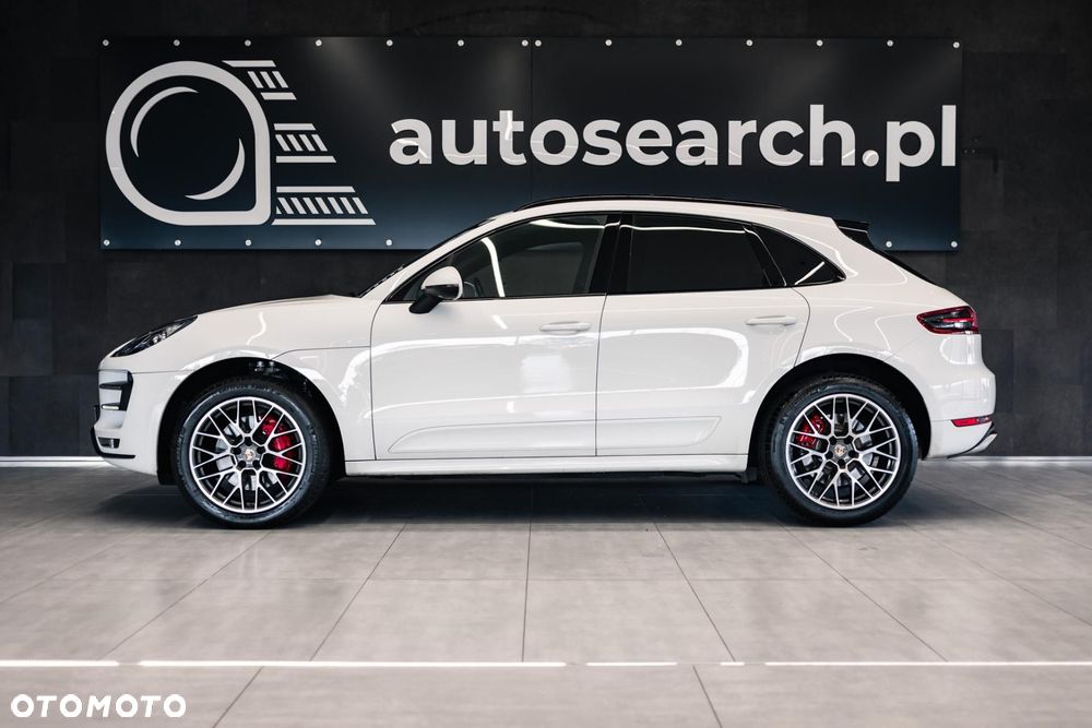 Porsche Macan Turbo - 8