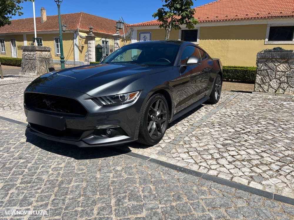 Ford Mustang 2.3 Eco Boost - 1