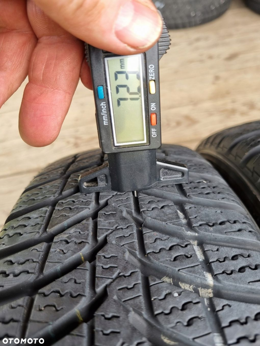 SMART KOLA ALU 4,5X15 ET23,5/5,5X15 ET22,3X112 ,KUMHO bdb stan 4szt, - 15