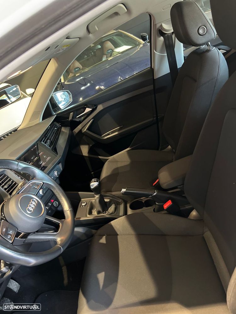 Audi A1 Sportback 25 TFSI Advanced - 33