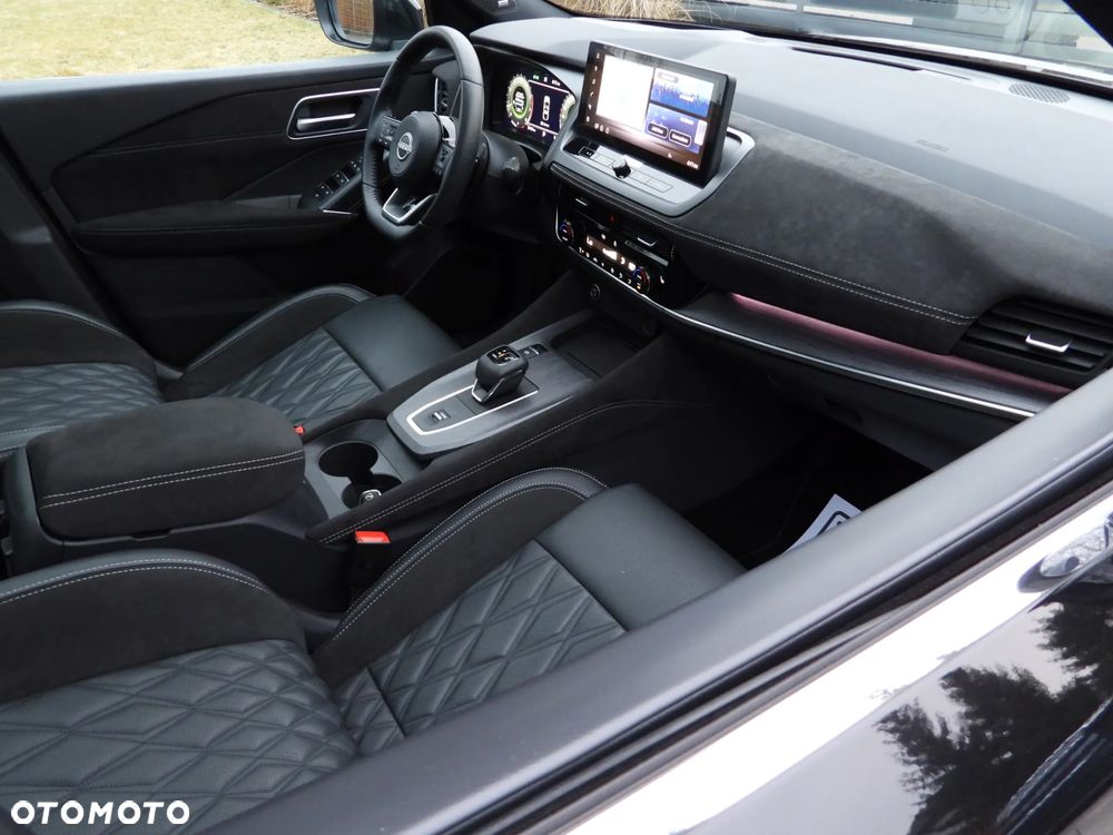Nissan Qashqai 1.3 DIG-T MHEV Xtronic Tekna+ - 27