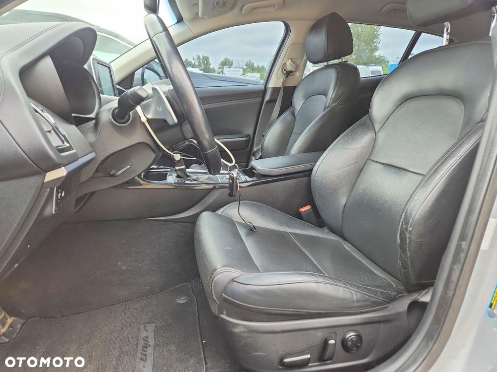 Kia Stinger 2.0 T-GDI L - 8