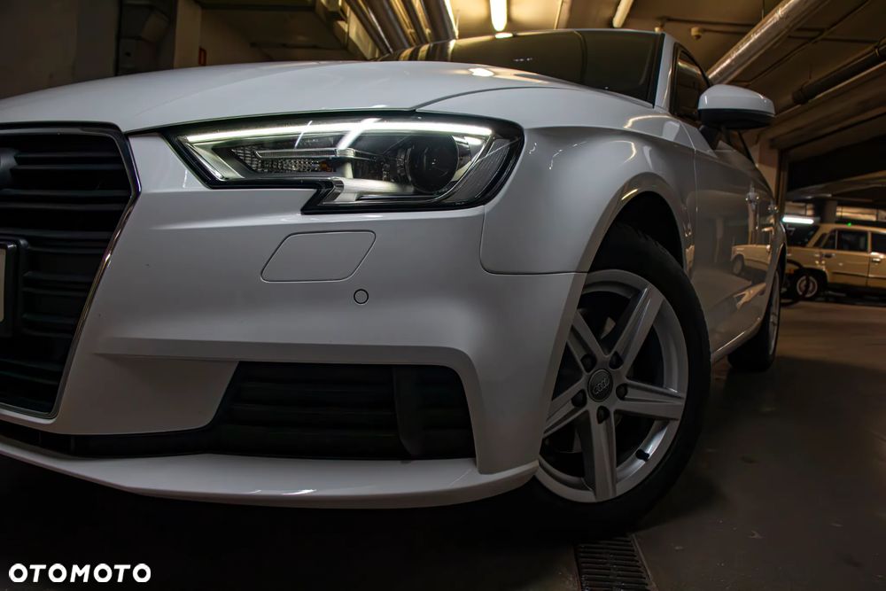 Audi A3 Sportback 35 TFSI S tronic - 2