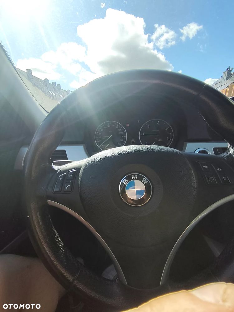 BMW Seria 3 320d - 4