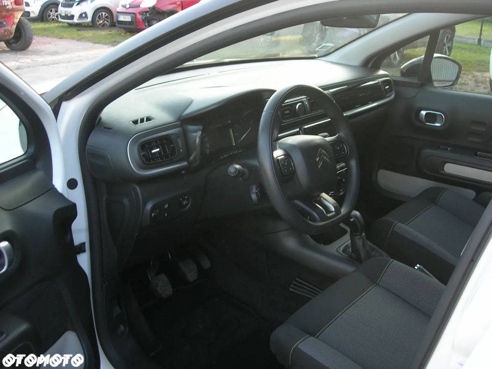 Citroën C3 Pure Tech 83 S&S LIVE - 11