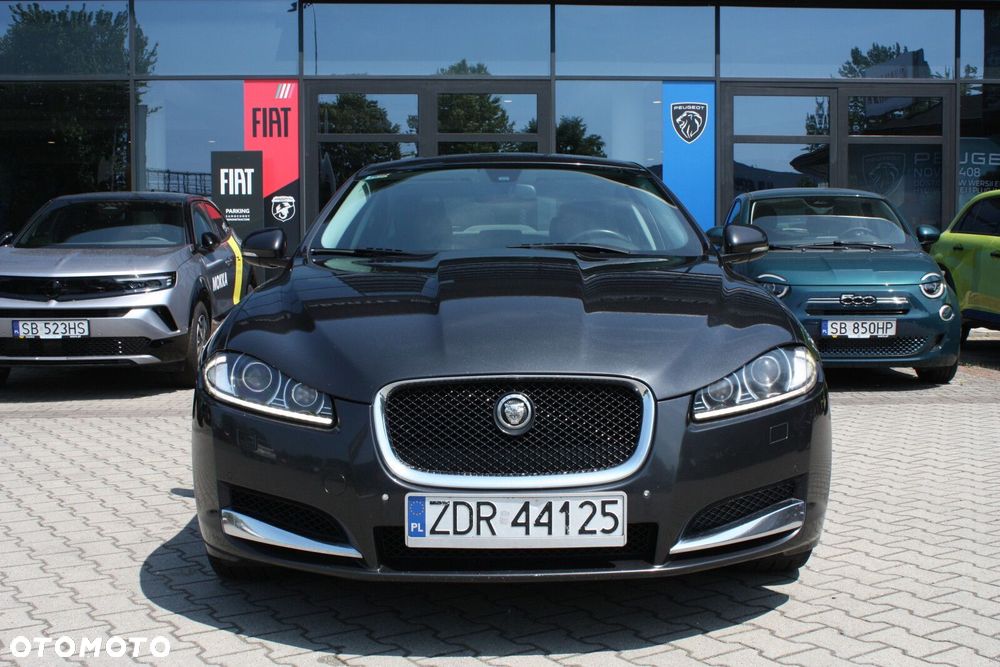 Jaguar XF 3.0 V6 D S Luxury - 2