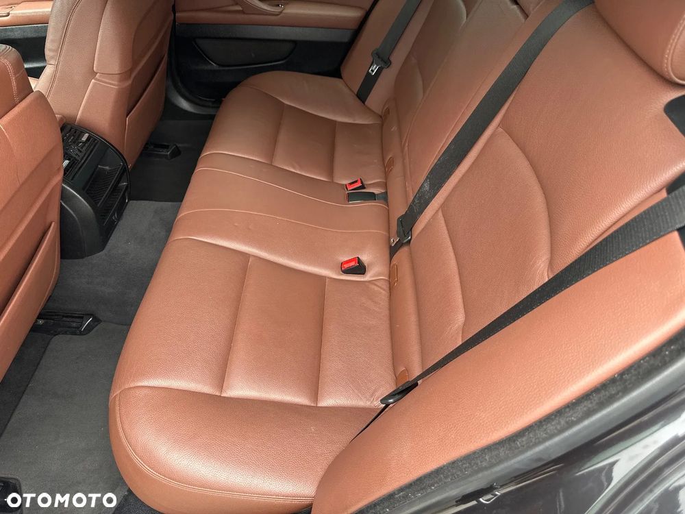 BMW Seria 5 520d - 21