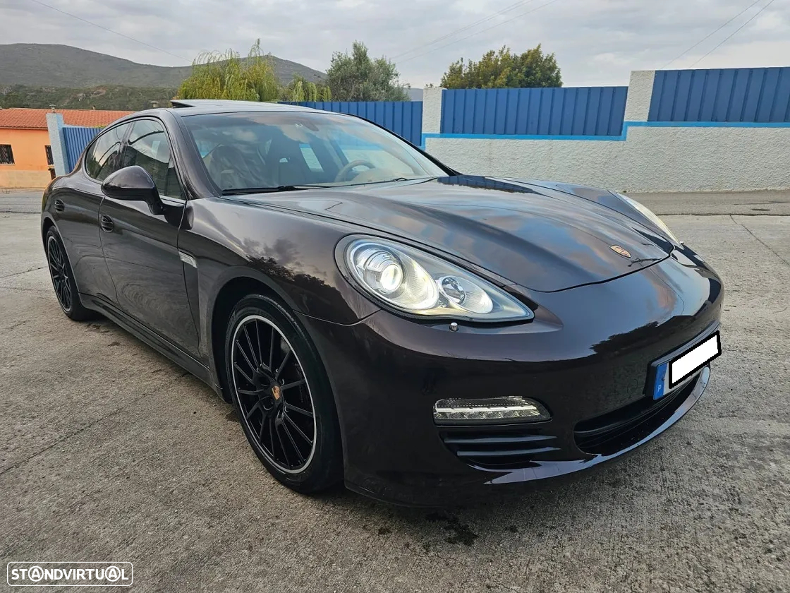 Porsche Panamera Platinum Edition - 3