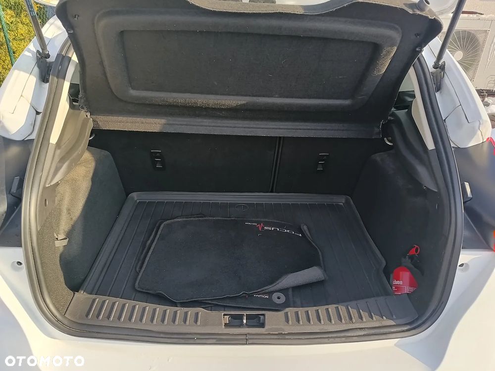 Ford Focus 1.6 Trend - 15