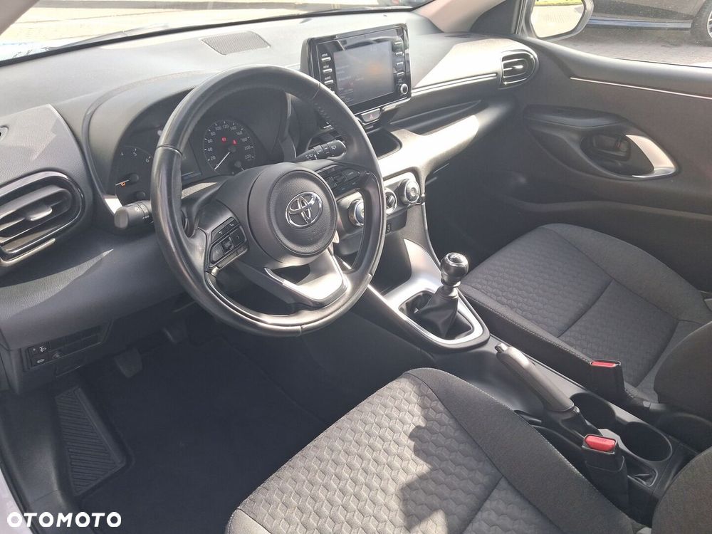 Toyota Yaris - 19