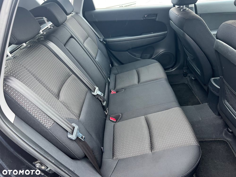 Hyundai i30 1.6 blue Style - 9