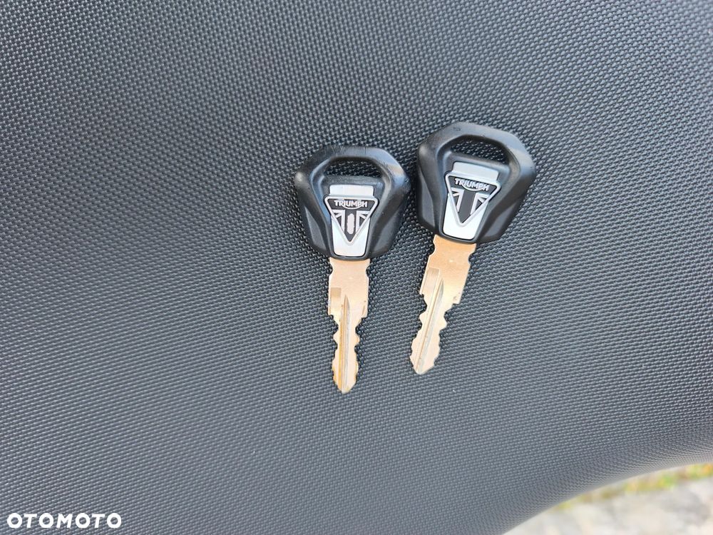 Triumph Tiger - 34