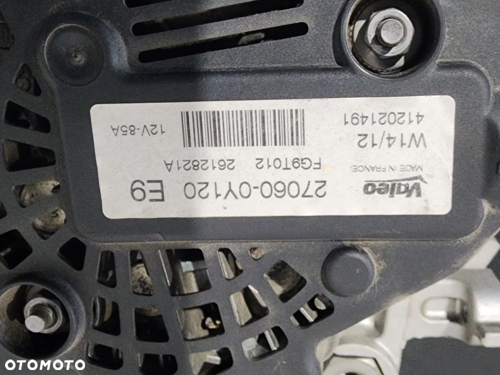 Toyota Yaris  1,3 VVTi alternator stan BDB   27060-0Y120 - 2