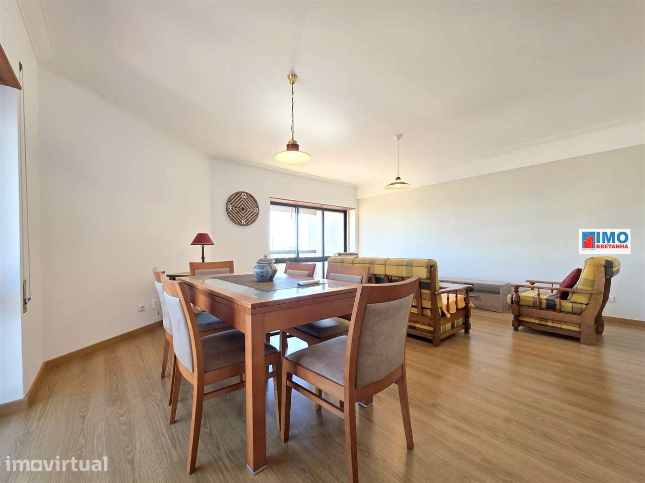 Arrendamento T2 Remodelado e Mobilado | 780€ | São Tiago - Grande imagem: 3/23