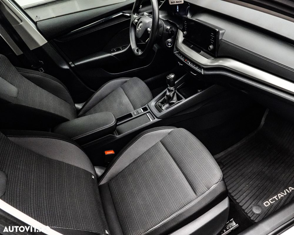 Skoda Octavia 2.0 TDI Style - 12