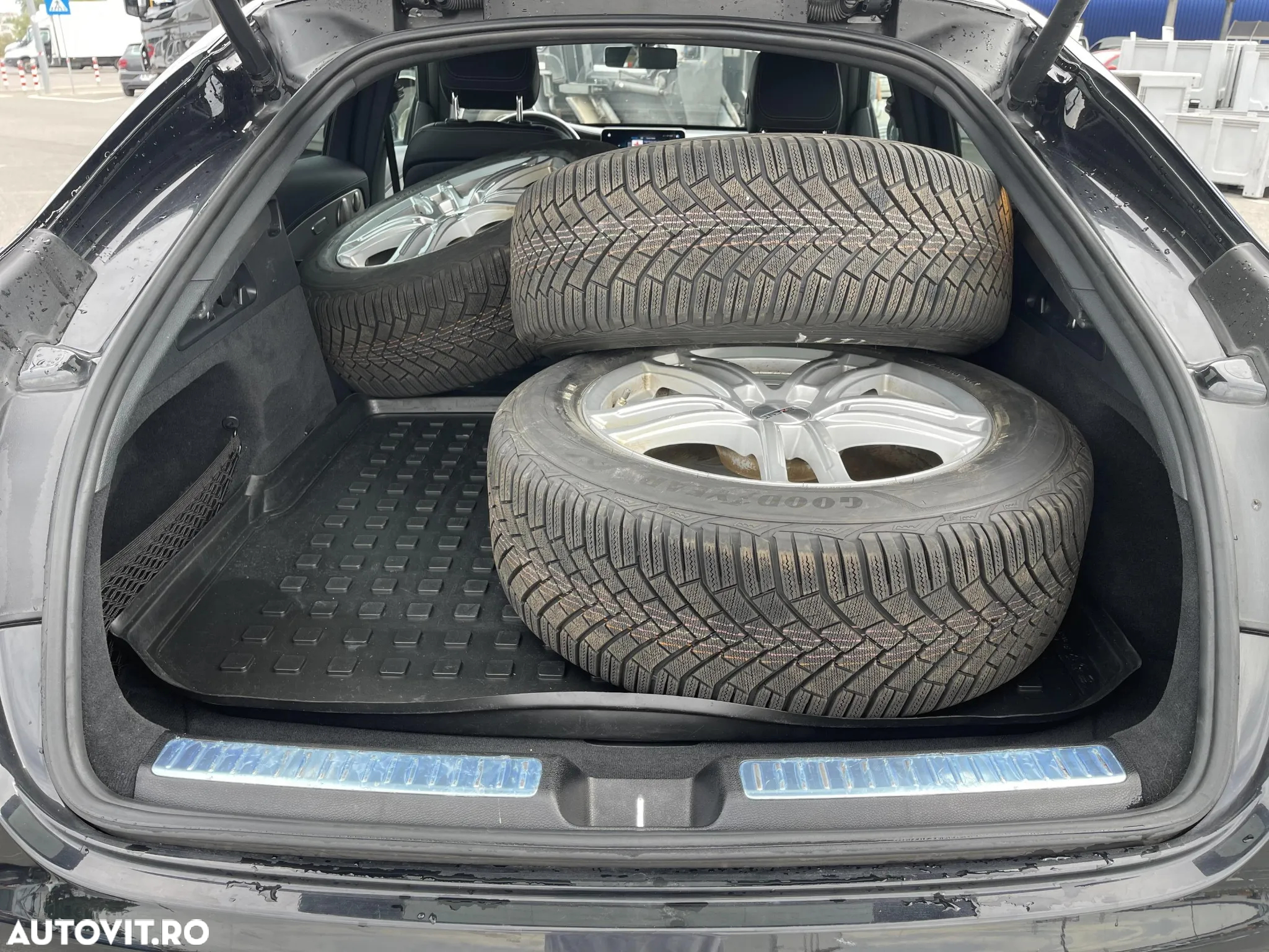 Mercedes-Benz GLC - 23