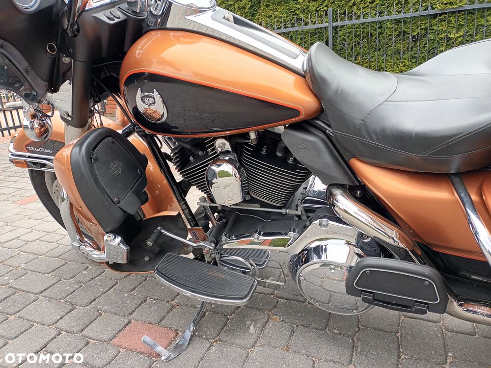 Harley-Davidson FLHTCU Ultra - 7