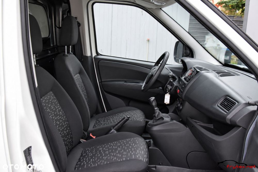 Opel Combo - 24