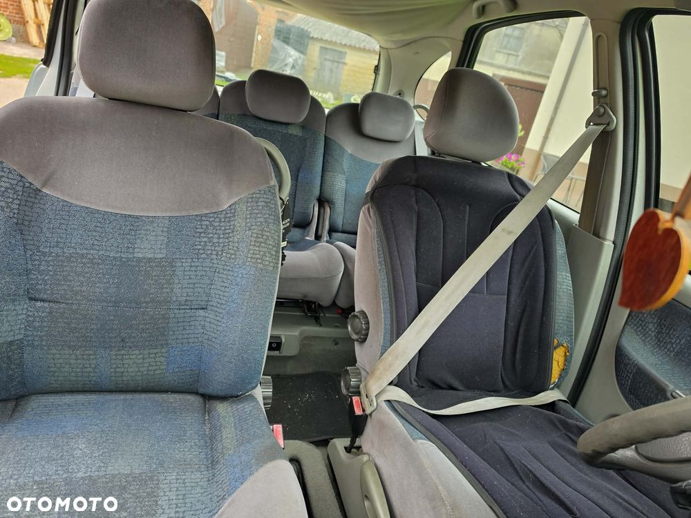 Renault Scenic - 12