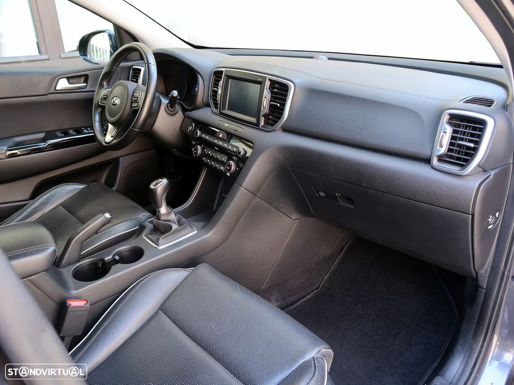 Kia Sportage 1.6 CRDI ISG SX - 16