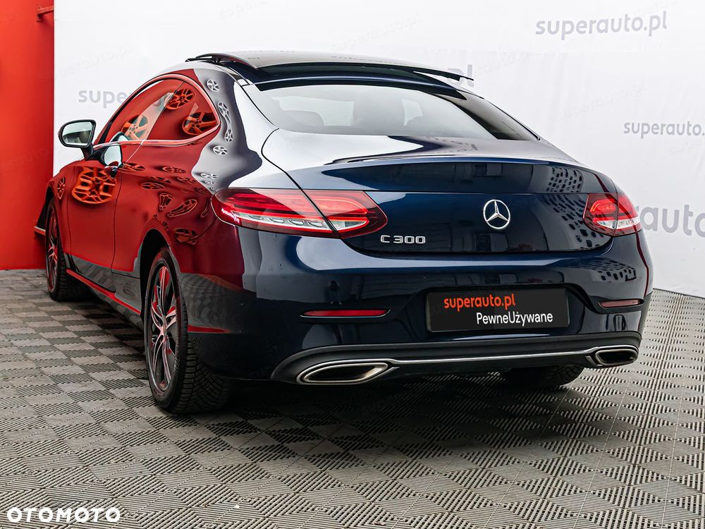 Mercedes-Benz Klasa C 300 9G-TRONIC - 7