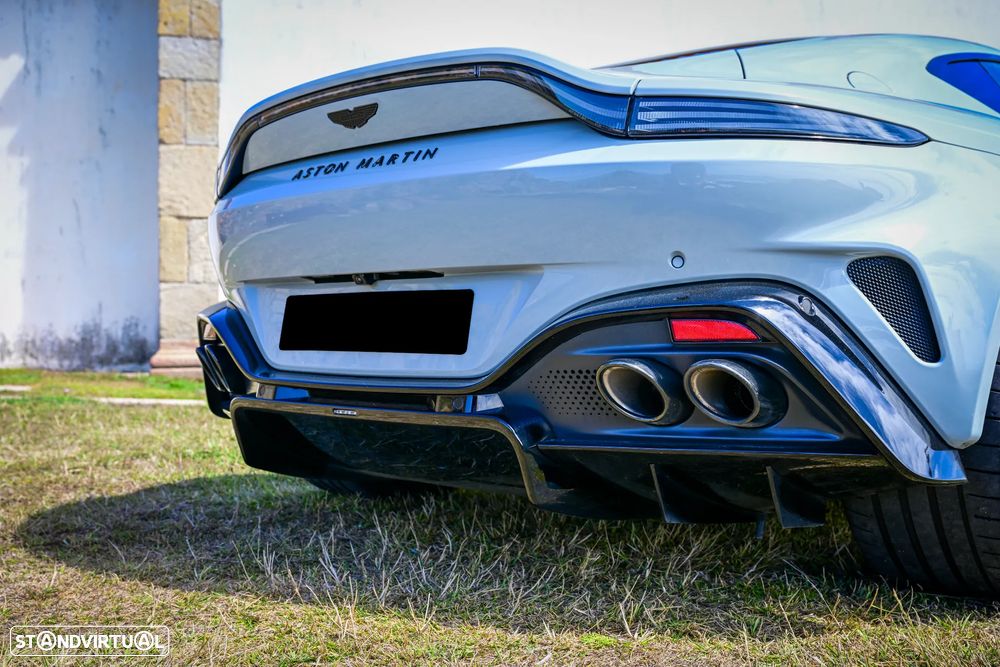 Aston Martin Vantage Coupe V8 - 10