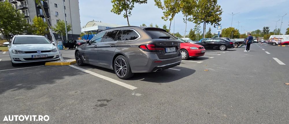 BMW Seria 5 540d xDrive AT MHEV - 12