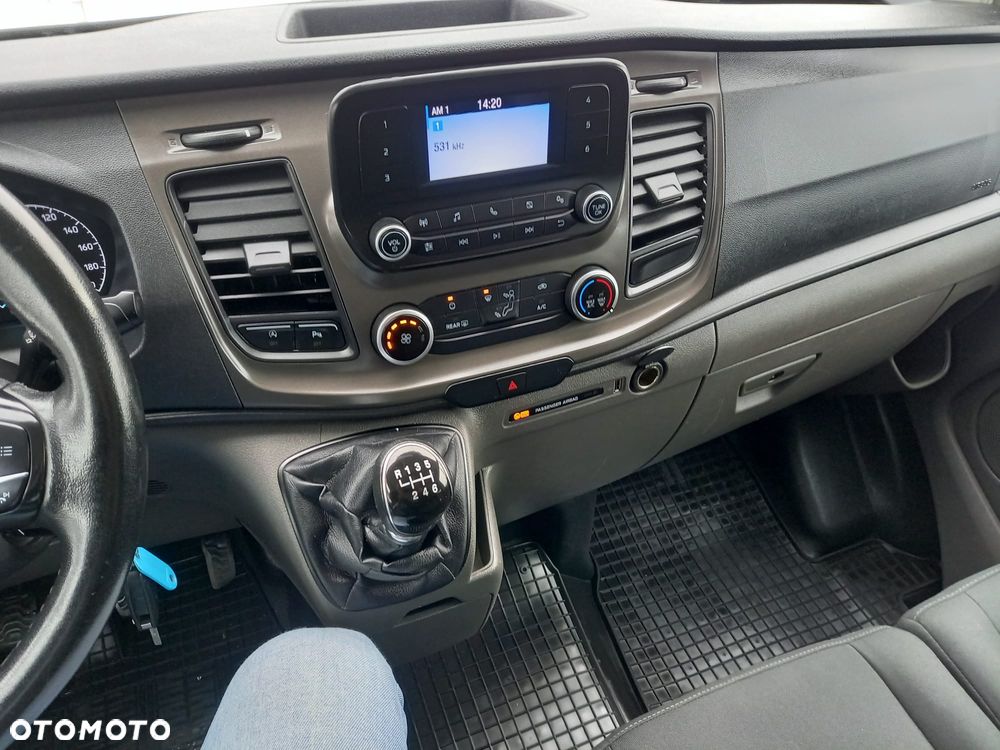 Ford Transit Custom 310 L2H1 Limited - 13