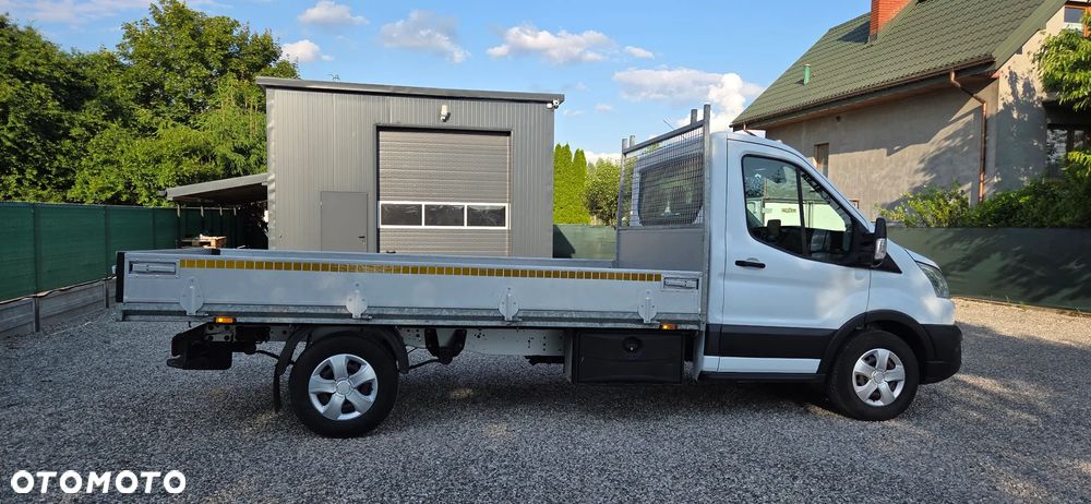 Ford Transit - 11