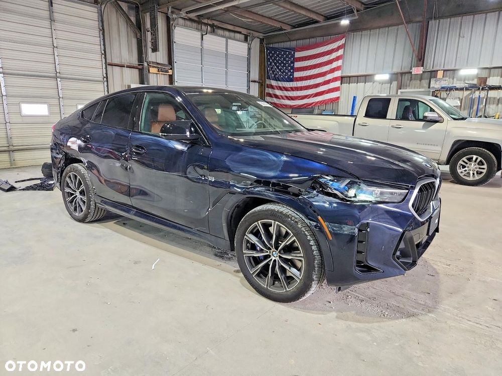 BMW X6 M50i - 5