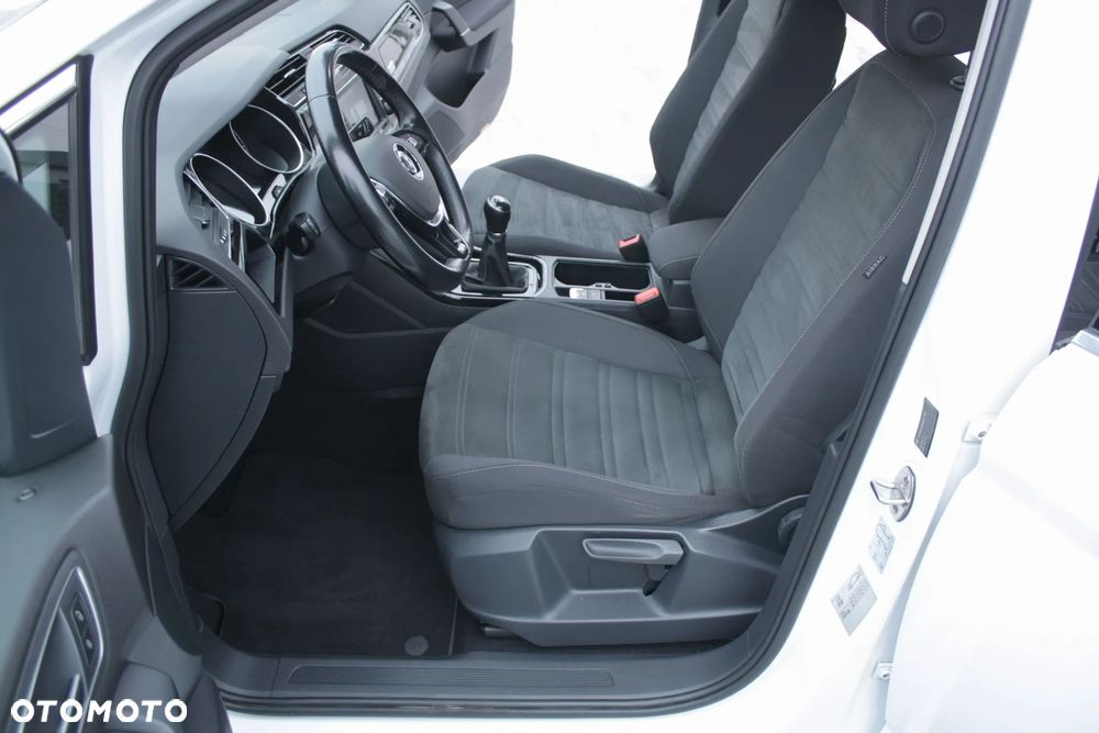 Volkswagen Touran 2.0 TDI SCR (BlueMotion Technology) Highline - 19