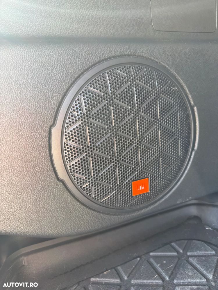 Toyota RAV4 - 12