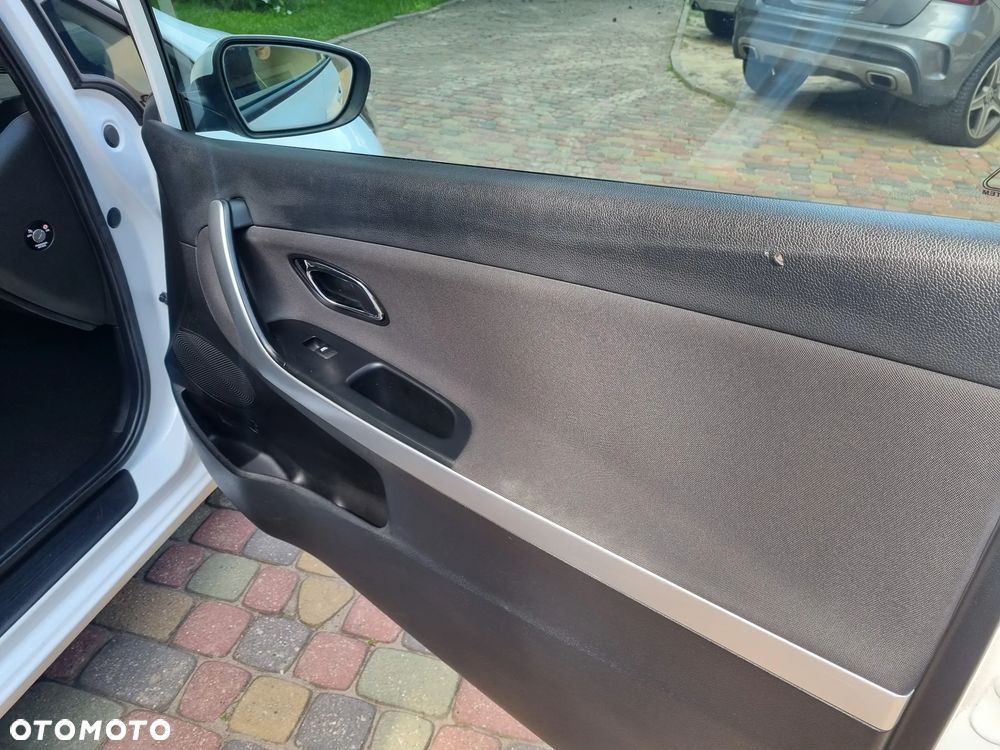 Kia Ceed 1.6 GDI Business Line - 26