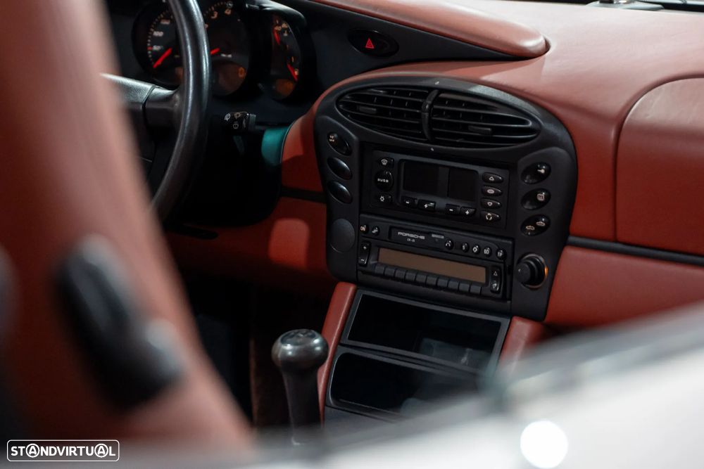 Porsche Boxster 2.5 - 11