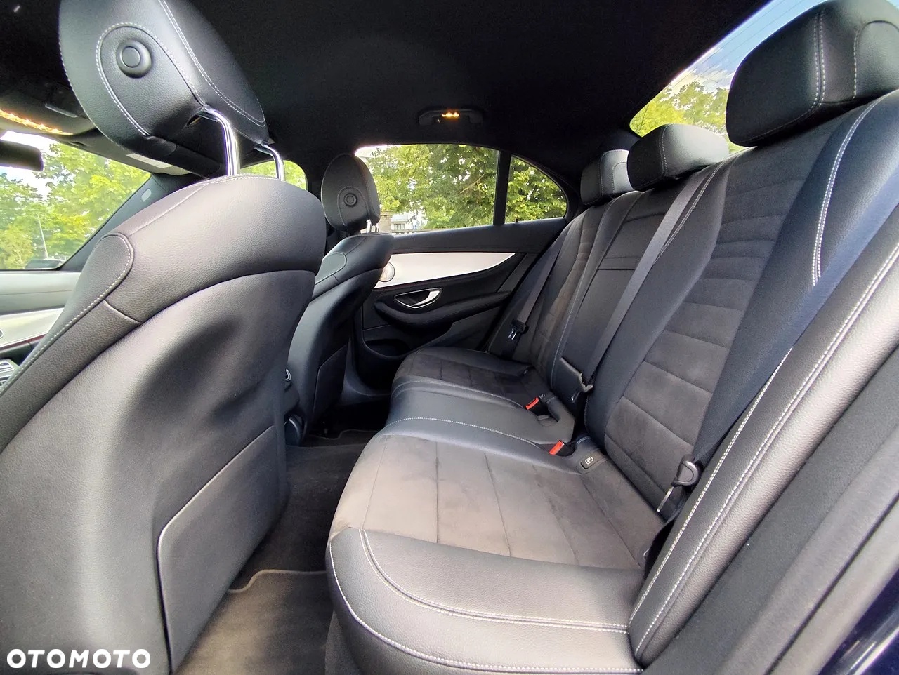 Mercedes-Benz Klasa E 220 d 4-Matic AMG - 8