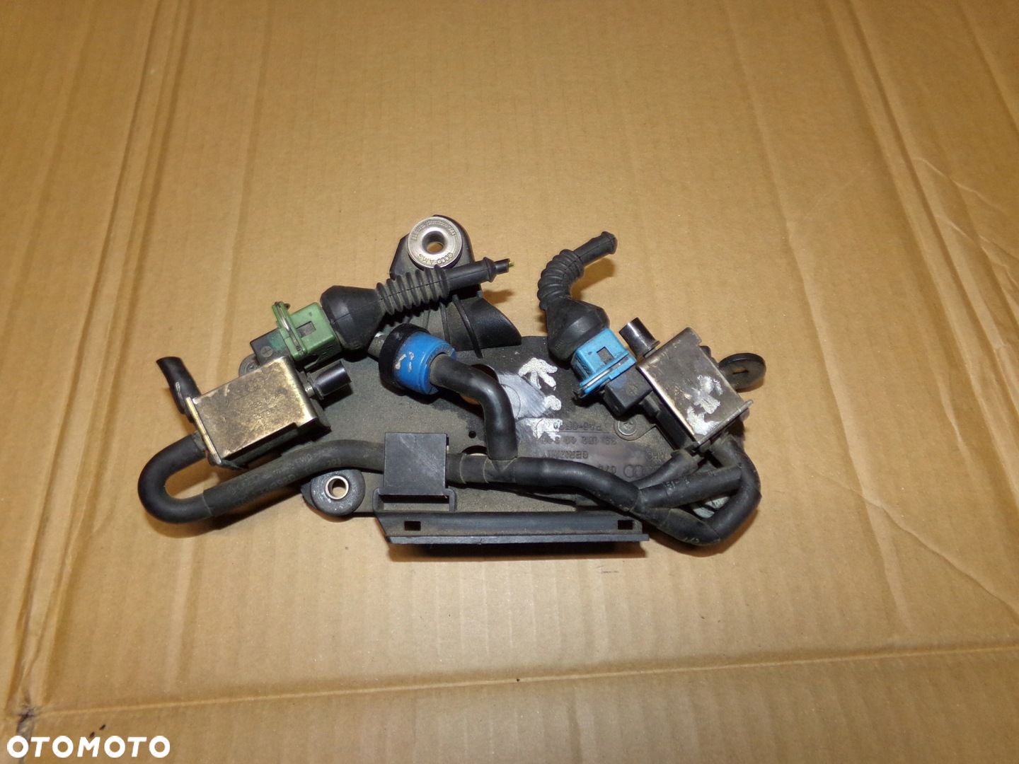 ZAWOR PODCISNIENIA ZAWORKI KOMPLET 078133365C AUDI A4 B6 2.4 V6 - 1