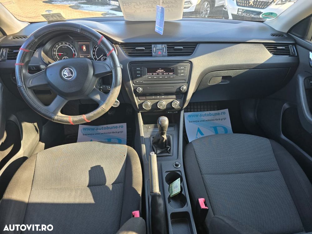 Skoda Octavia 1.6 TDI Active - 8