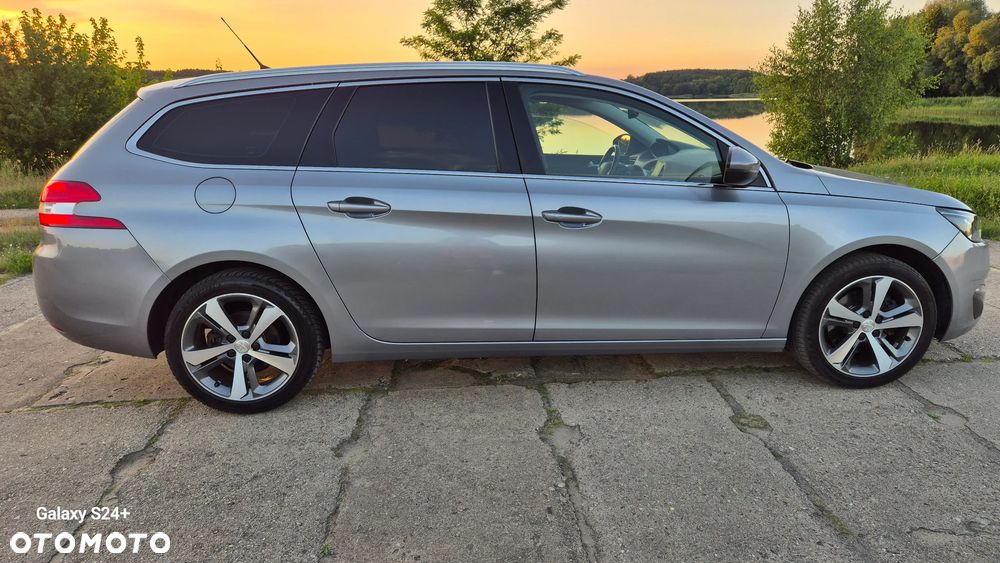 Peugeot 308 BlueHDi 150 Stop & Start Allure - 11