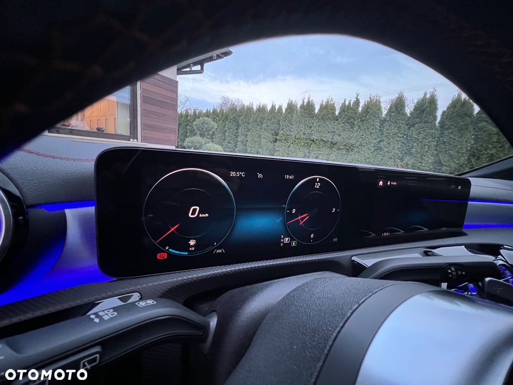 Mercedes-Benz CLA 250 4-Matic AMG Line 7G-DCT - 37