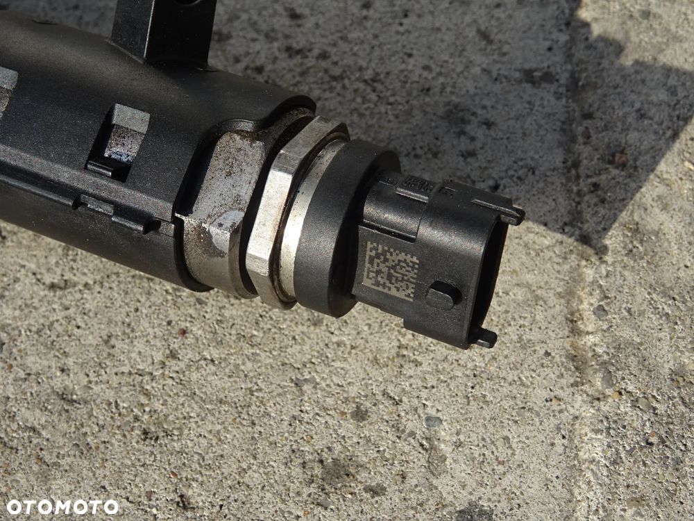 LISTWA WTRYSKOWA 2,0 CDTI A20DTR OPEL INSIGNIA ASTRA J ZAFIRA C - 8