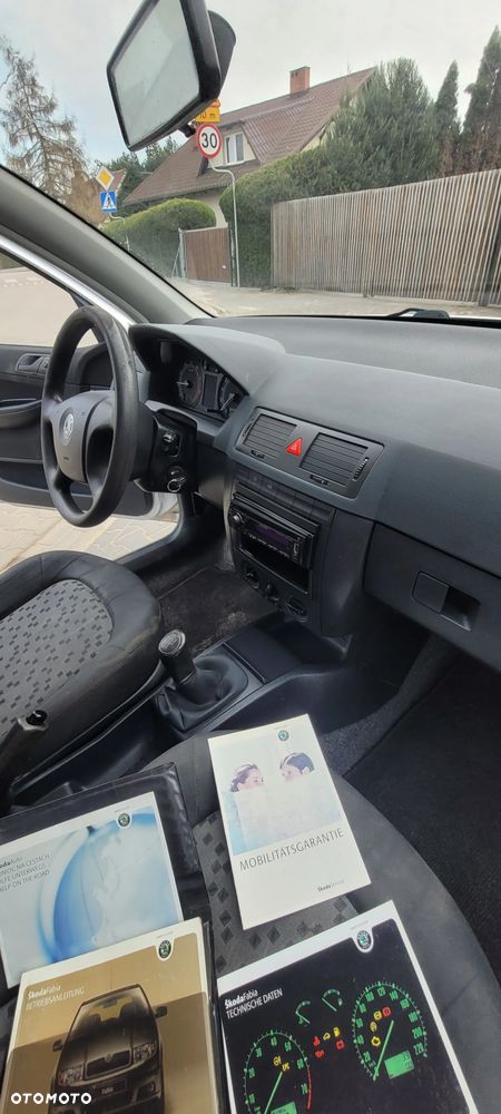 Skoda Fabia 1.4 16V Style Edition - 15