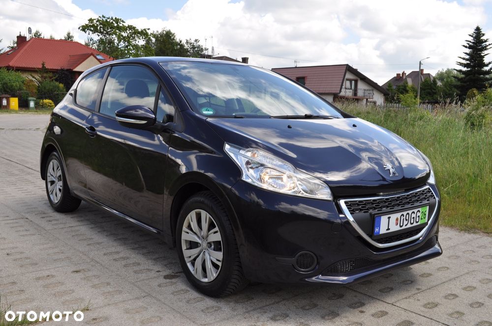 Peugeot 208 82 VTI Allure - 1