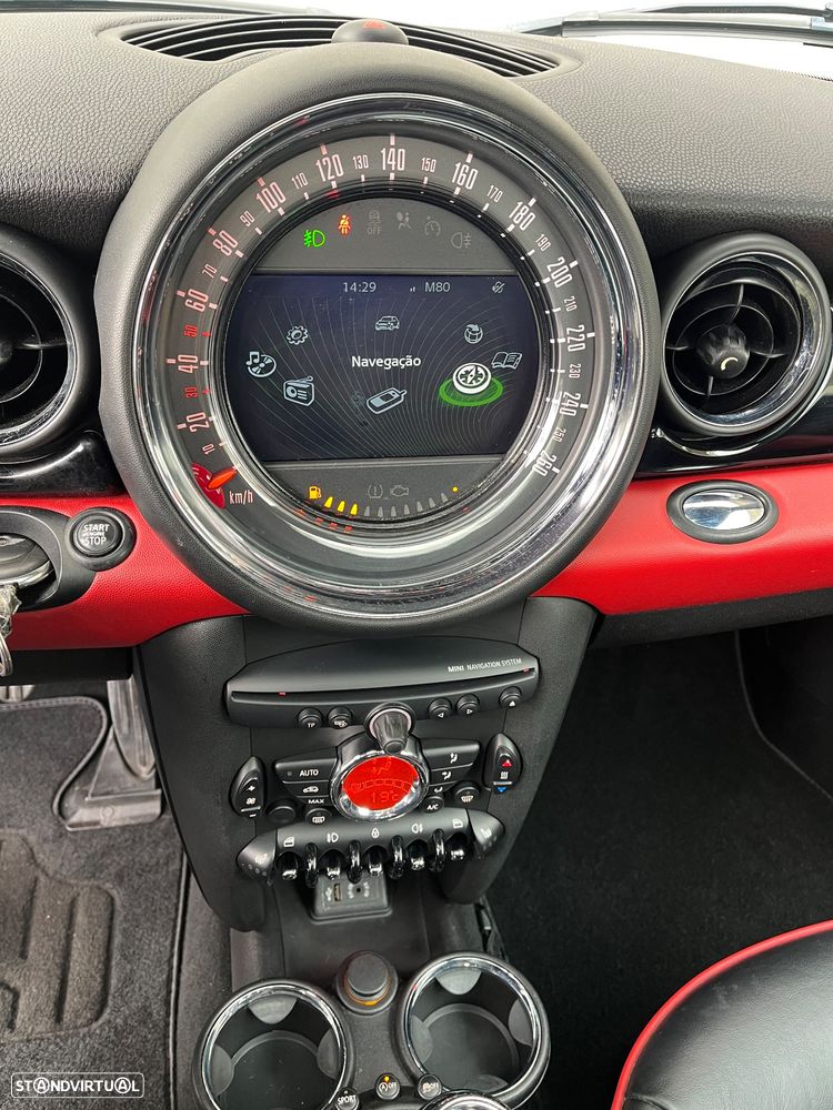 MINI 3 Portas John Cooper Works - 16