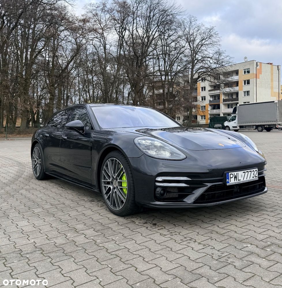 Porsche Panamera Turbo S E-Hybrid - 3