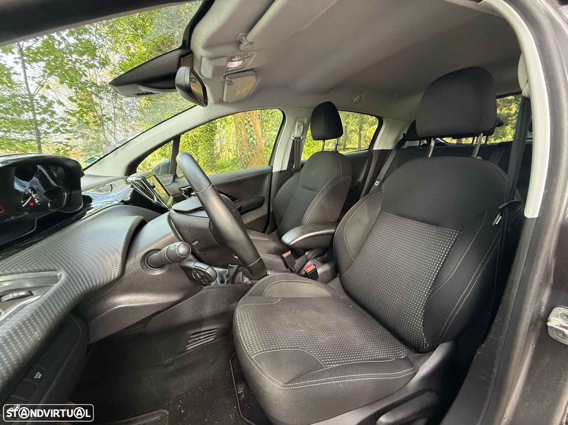 Peugeot 208 PureTech 82 Start & Stop Allure - 19
